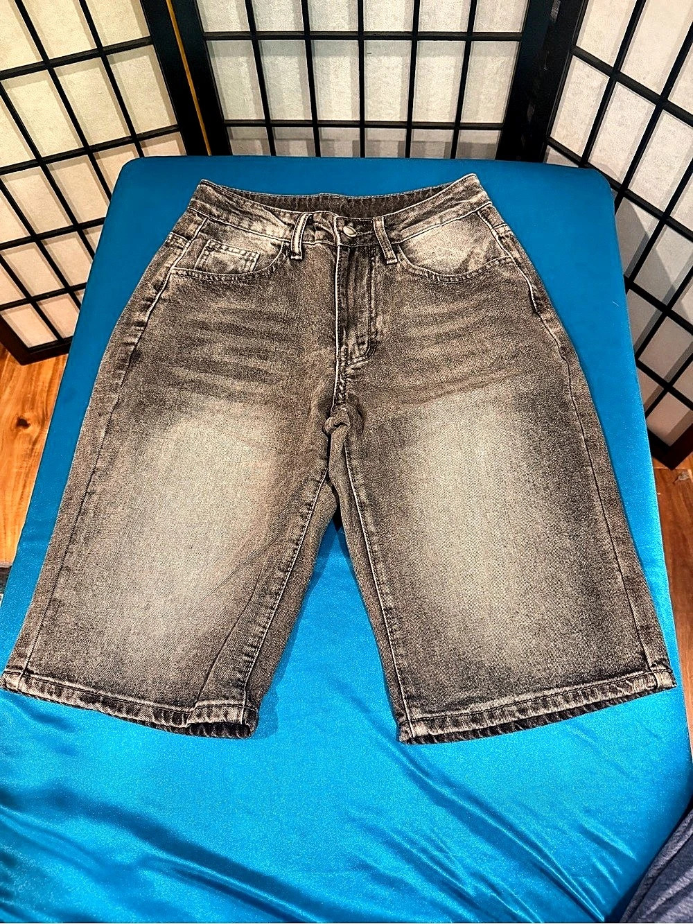 Brown Denim Bermuda Shorts Size XS (G3)